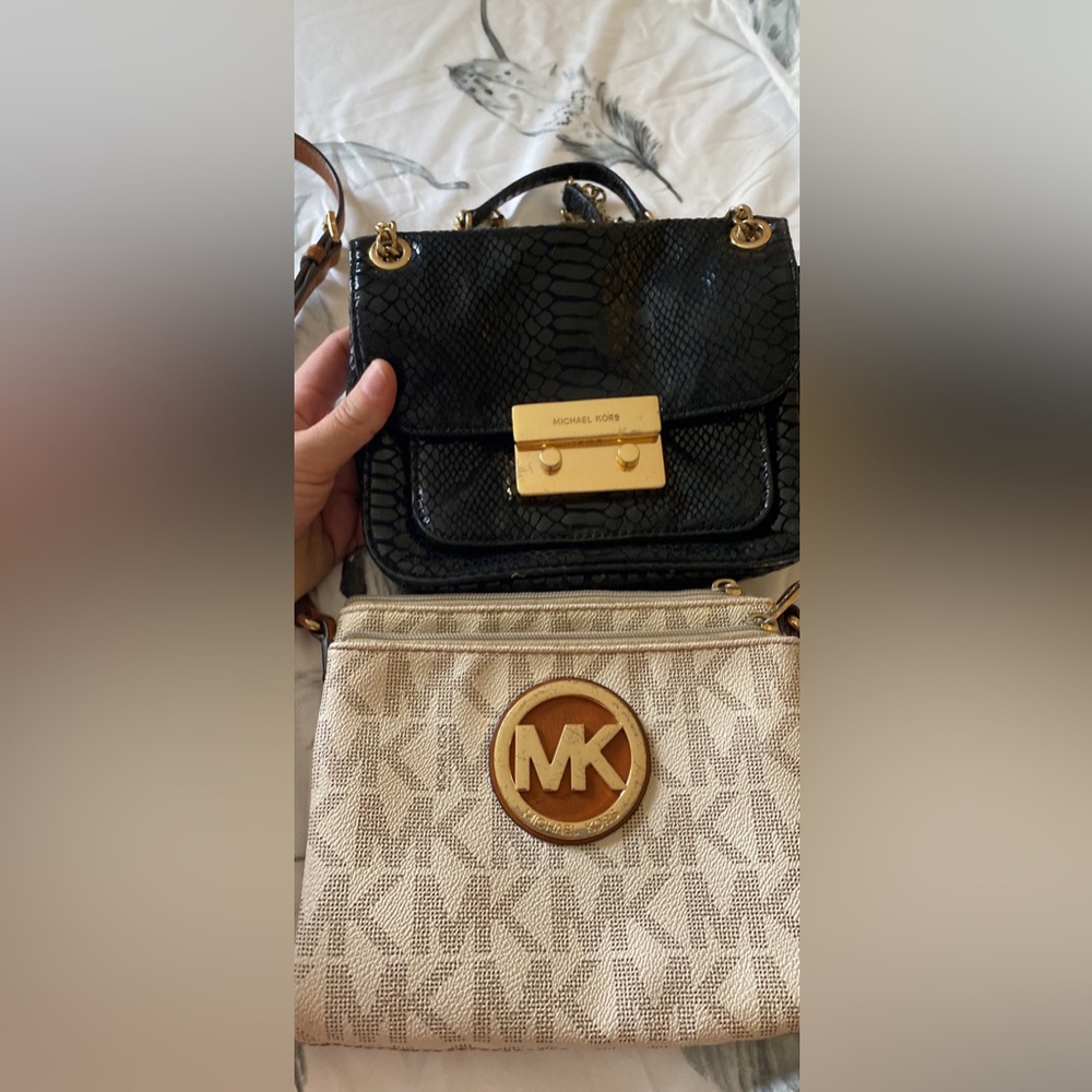 2 Michael Kors purses